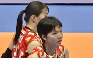 Phụ công hàng đầu Việt Nam tỏa sáng với 15 điểm, đội bóng chuyền Nhật Bản vẫn thua tiếc nuối