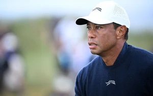 Tiger Woods phải sang Thụy Sĩ điều trị