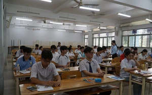 Hơn 137.000 thí sinh thi đánh giá năng lực để tranh suất vào đại học