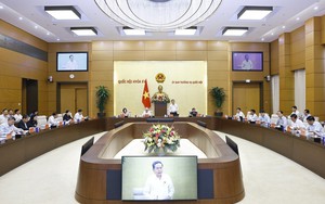 Nhiều nội dung quan trọng trong ngày làm việc đầu tiên Kỳ họp thứ Nhất, Quốc hội khóa XVI