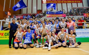 ‘Chị đại’ tuyển bóng chuyền nữ Việt Nam khẳng định đẳng cấp ngay trận ra quân giải đấu quan trọng