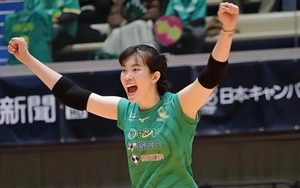 Trần Thị Thanh Thúy và đội nhà phải thi đấu 3 trận ở tứ kết trước đội 8 lần vô địch Nhật Bản