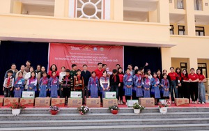 Quỹ Chạm yêu thương và hành trình chăm sóc sức khỏe cho 613 trẻ em vùng cao Lào Cai