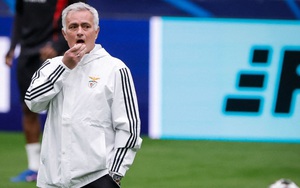 Real Madrid khủng hoảng: Mourinho trở lại để dẹp loạn ở Bernabeu