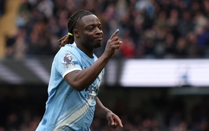 Jeremy Doku: 'Quái vật' tấn công mới của Man City