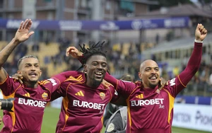 Cuộc đua Top 4 Serie A: Roma xứng đáng đi Champions League