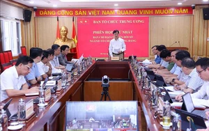 Đồng chí Nguyễn Duy Ngọc chủ trì Phiên họp thứ nhất Ban Chỉ đạo chuyển đổi số ngành Tổ chức xây dựng Đảng