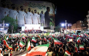 Hàng nghìn CĐV tiễn đội tuyển Iran lên đường dự World Cup 2026