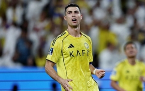 Ronaldo bỏ lễ trao huy chương sau thất bại ở chung kết cúp C2 châu Á