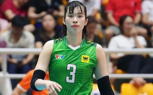 Tin nóng thể thao sáng 19/5: HLV Trung Quốc đánh giá về chủ công Trần Thị Thanh Thúy; Arsenal lập 2 kỷ lục