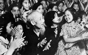 Từ khát vọng cứu nước đến giải phóng dân tộc, giải phóng con người
