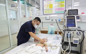 Phú Thọ: Cứu sống bệnh nhi nguy kịch do đồng nhiễm 5 tác nhân hô hấp