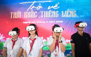 Chương trình trải nghiệm thực tế ảo "Trở về thời khắc thiêng liêng" ở Nghệ An