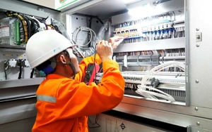 Tăng cường các giải pháp tiết kiệm điện trong cao điểm nắng nóng