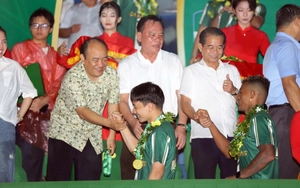 Công Phượng hiện thực hóa 'giấc mơ trăm tỷ' của ông bầu
