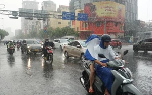 Dự báo thời tiết ngày 7/5: Bắc Bộ chiều tối mưa dông, Nam Bộ nắng nóng trên 35 độ C