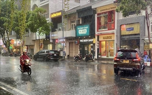 Dự báo thời tiết ngày 17/6: Nhiều nơi mưa to, rải rác có dông