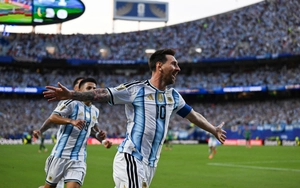 World Cup 2026: Messi kỷ niệm trận thứ 200 bằng siêu phẩm, Argentina vượt lên trước Algeria