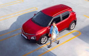 Chủ xe VinFast VF 5 thích thú với chiếc xe "một công đôi việc"