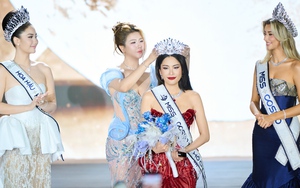 Nam Anh chính thức nhận "The New Iconic Crown" ở Miss Cosmo TP.HCM 2026