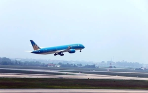 Vietnam Airlines điều chỉnh lịch khai thác do ảnh hưởng bão MEKKHALA