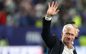 HLV Didier Deschamps rời World Cup 2026 vì mẹ qua đời