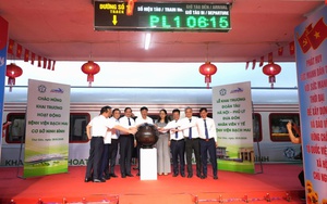 Khai trương chuyến tàu y tế đưa chuyên gia Bệnh viện Bạch Mai về cơ sở 2