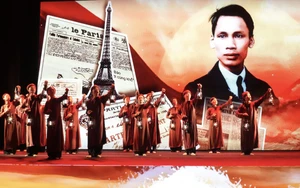 Chương trình nghệ thuật "Hồ Chí Minh - Nguồn sáng dẫn đường": Khơi dậy niềm tự hào qua từng giai điệu tri ân