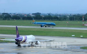 Cảnh báo khẩn khi hàng chục chuyến bay bị ảnh hưởng do UAV và diều xuất hiện