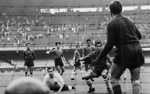 Cà phê World Cup: Anh đã nghiêm túc chưa?