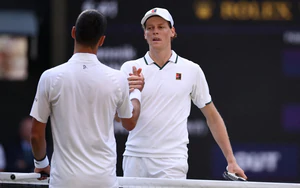 Sinner chấm dứt giấc mộng Grand Slam 25 của Djokovic, hẹn Zverev ở chung kết Wimbledon 2026