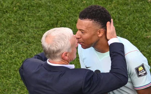 Chuyện tấm băng thủ quân của đội tuyển Pháp: Deschamps đã đúng khi chọn Mbappe
