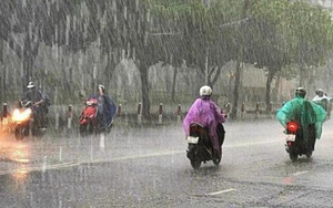 Dự báo thời tiết ngày 12/7: Mưa dông diện rộng, cảnh báo gió giật mạnh trên biển