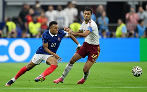 Rodri sẽ gia nhập nhóm huyền thoại nếu cùng Tây Ban Nha vô địch World Cup 2026