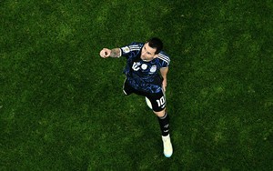 Messi đã vượt quá giới hạn bóng đá