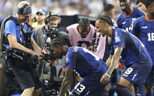 World Cup trên sân nhà: Khi biên giới cuối cùng của bóng đá dần biến mất