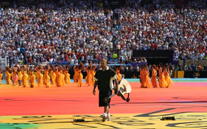 Chung kết World Cup 2026 gây tranh cãi nhất lịch sử vì show giữa hiệp