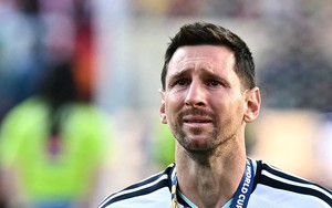 Messi bật khóc khi Argentina thua Tây Ban Nha ở chung kết World Cup 2026