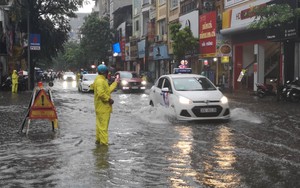 Dự báo thời tiết ngày 20/7: Mưa dông bao trùm Bắc Bộ, Trung Bộ tiếp tục nắng nóng
