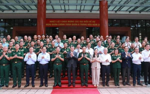 Thủ tướng dự Hội nghị quân chính toàn quân 6 tháng đầu năm 2026