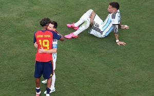 Yamal an ủi Messi xứng đáng là khoảnh khắc đẹp khép lại chung kết World Cup 2026