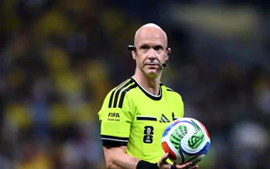 Chính thức: Trọng tài Anthony Taylor giải nghệ ở tuổi 47