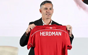 John Herdman: Kiến trúc sư mới của bóng đá Indonesia