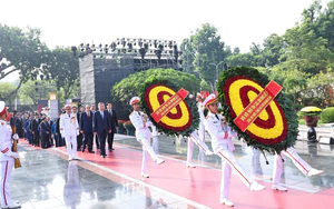 Lãnh đạo Đảng, Nhà nước dâng hương tưởng niệm các Anh hùng liệt sĩ