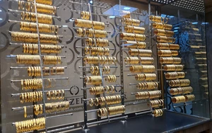 Giá vàng hướng tới tuần tăng đầu tiên trong 5 tuần