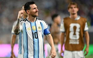 Tin nóng thể thao tối 5/7: Hành động đẹp của Messi tại World Cup 2026, Vozinha lập thống kê hơn Ronaldo đá cả giải