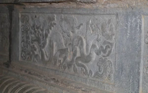 Tinh hoa nghệ thuật cổ trên Bảo vật quốc gia - Bệ đá Long Hoa