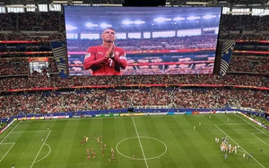 Kí sự World Cup: Ngày World Cup giã biệt Ronaldo