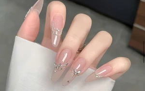 Cam Nail – Tiệm nail tại 534 Minh Khai được nhiều khách hàng lựa chọn khi muốn sở hữu bộ móng đẹp và thời thượng