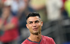 Ronaldo và Bồ Đào Nha bị loại, giá vé World Cup 2026 rớt thê thảm
